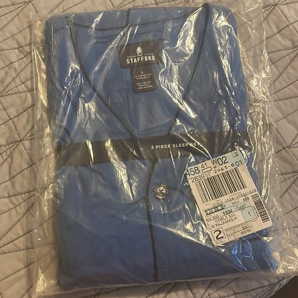 2 Piece Sleep Set - Picture 2 of 5